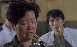 情感深度与历史纽带的强化**

**