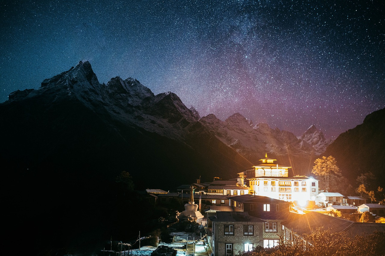 探寻六月九日星辰密码，深挖星座与人生智慧